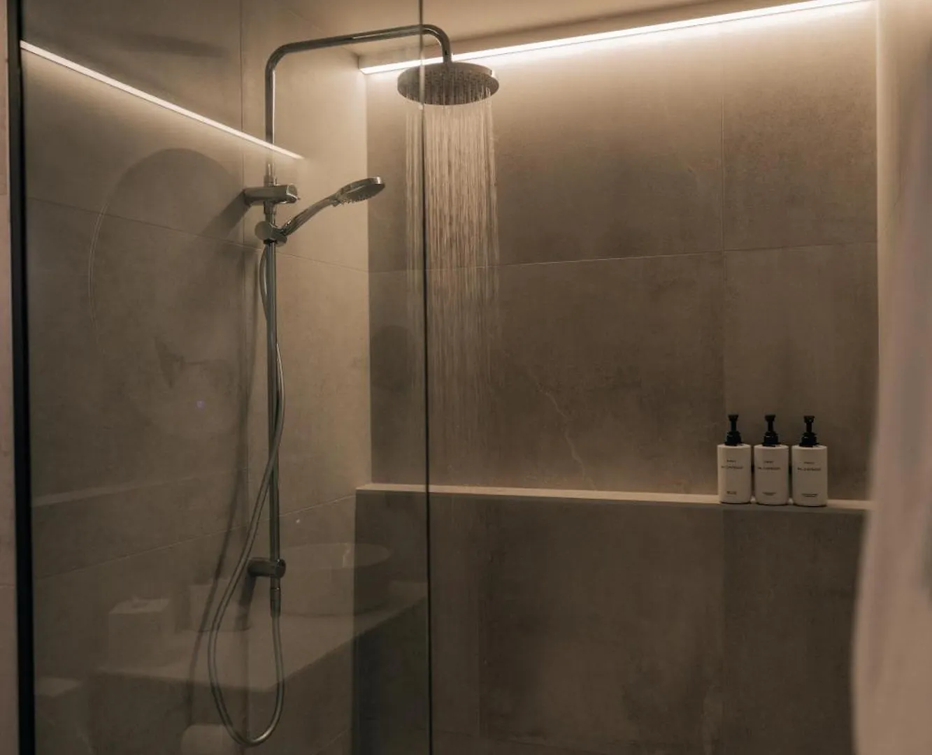 ***** Hotel The Mayfair Christchurch New Zealand