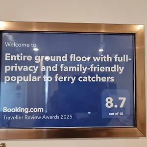  Apartment Entire Ground Floor With Full-privacy And Family-friendly Popular To Ferry Catchers New Zealand