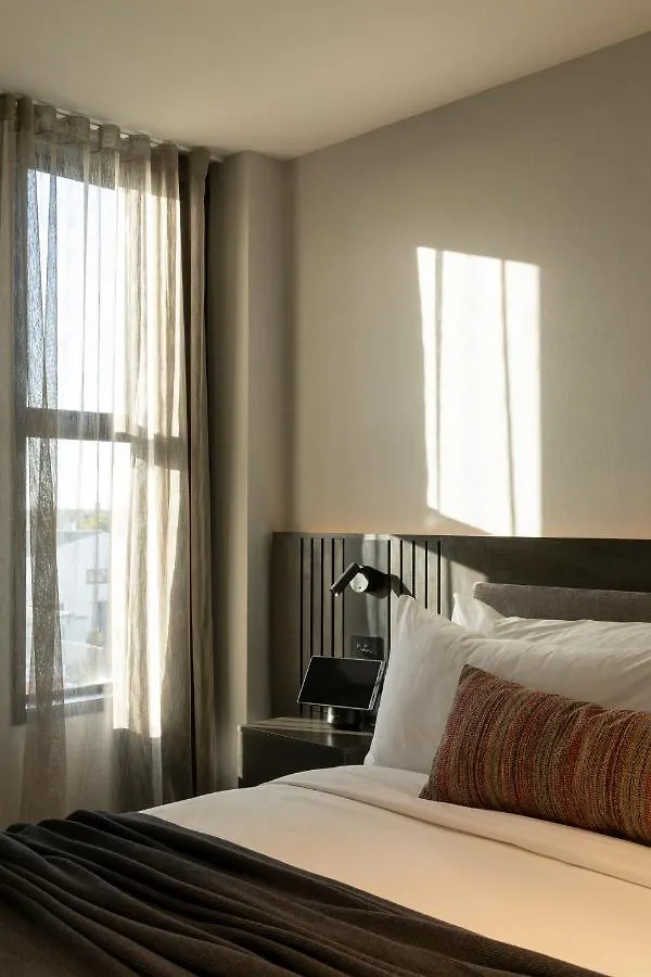 ***** Hotel The Mayfair Christchurch New Zealand